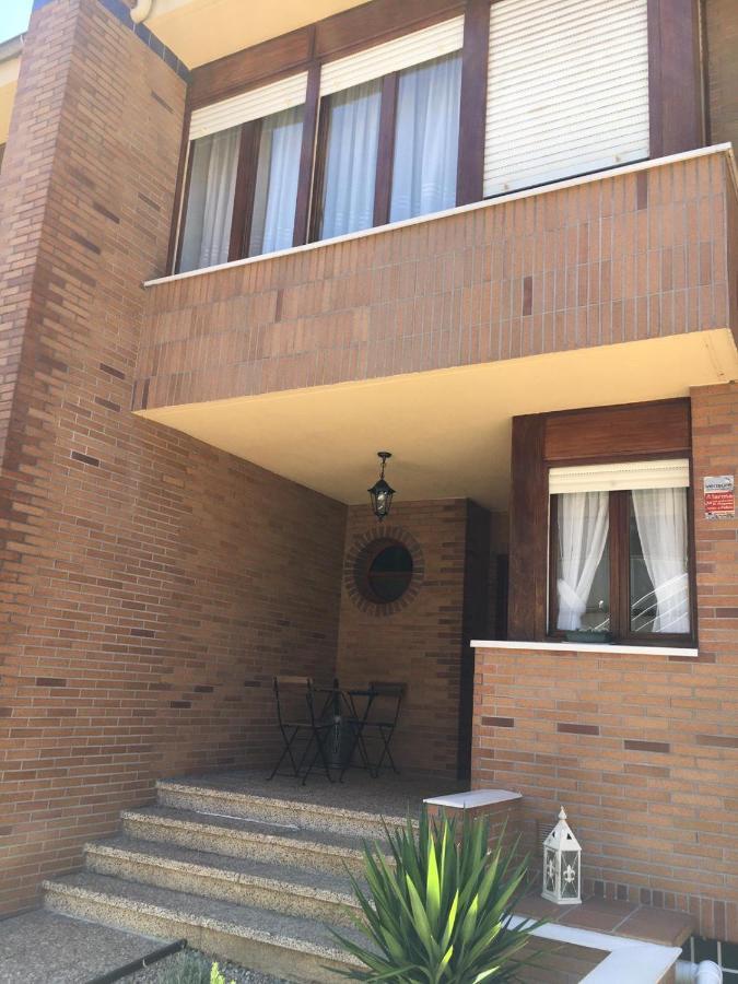 Chalet En Laredo Cerca De La Playa. Villa Exterior foto
